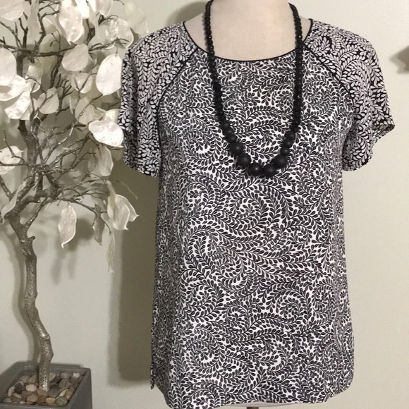 LOFT Tops - LOFT BLOUSE